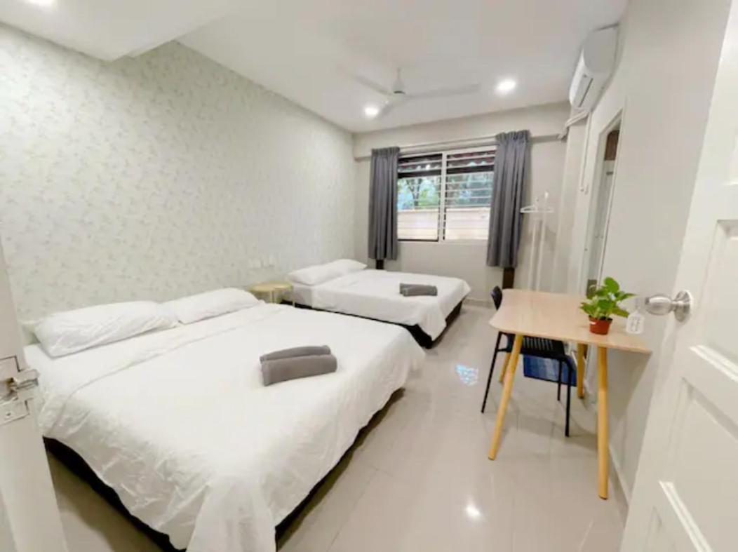 Penginapan4U Near Gurney Paragon Джордж Таун Екстериор снимка